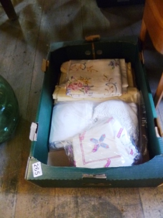 0265-Box-of-Assorted-Linen