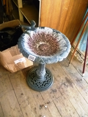 0300-Metal-Bird-Bath