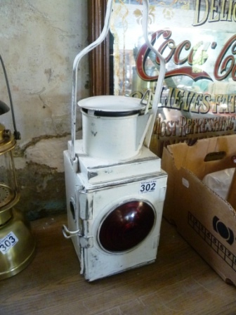 0302-White-Railway-Lamp
