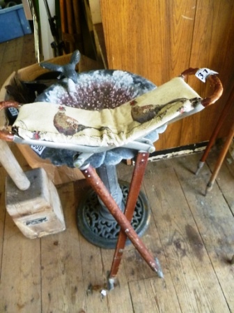 0314-Leather-Covered-Shooting-Stick