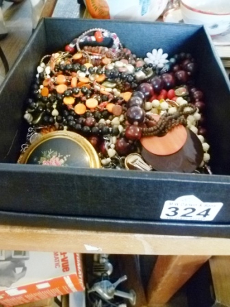 0324-Assorted-Costume-Jewellery