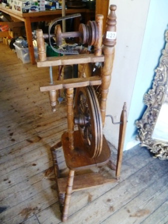 0422-Spinning-Wheel