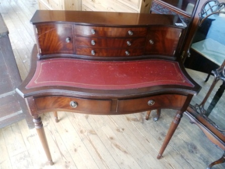0424-Reproduction-Leather-Topped-Ladys-Writing-Desk