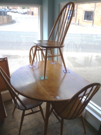 0428-Drop-Leaf-Ercol-Dining-Table-and-4-Chairs