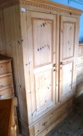 0432-Modern-Pine-Wardrobe-with-Drawer-Under