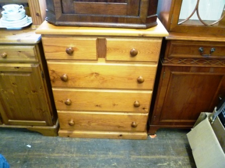 0460A-Modern-Pine-Chest-of-Drawers-3L-2S