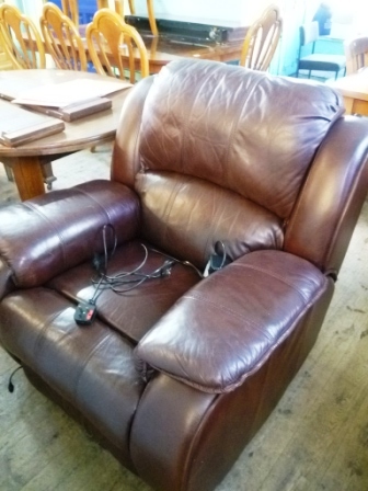 0470-Leather-Electric-Chair