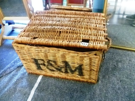 0493-Fortnum-and-Mason-Wicker-Basket