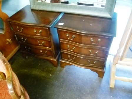 0497-Pair-of-Mahogany-3-Drawer-Bedside-Chests