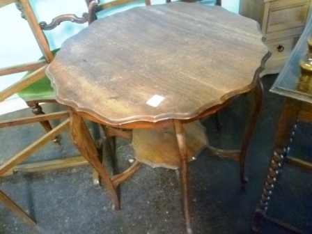 0502-Oak-Piecrust-Table