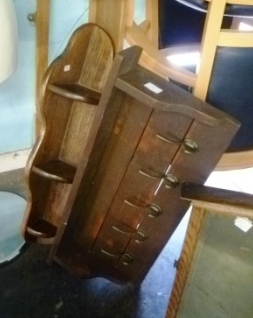 0515-Plate-Rack-and-Coat-Hook-Rail