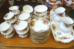 0126-Royal-Albert-Country-Rose-Tea-Set
