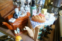 0168-Novelty-Tennants-and-Wine-Rack-Teapots
