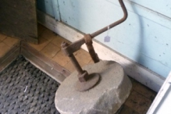 0466-Grinding-Stone