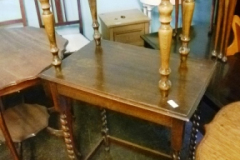 0501-2-Small-Tables