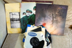 004-Assorted-Vinyl-LPs-and-Singles-Incl.-Rainbow-Robert-Plant