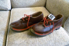 0059-Pair-of-Childs-Clogs-Size-2