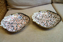 0124-Pair-of-Shell-Design-Dishes