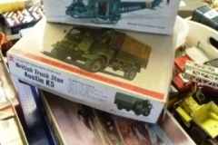 0045-3-Vintage-Military-Model-Kits