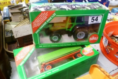 0054-Boxed-Siku-Tractor-and-Trailer