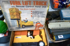 0057-Boxed-Palitoy-Fork-Lift-Trucki