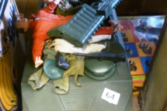 0064-Action-Man-Figures-in-Vehicle