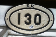 0120-Cast-Black-and-White-Railway-Sign-BR-130
