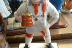0197-Flowers-Brewmaster-Figure