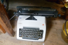 0260-Olympia-Typewriter