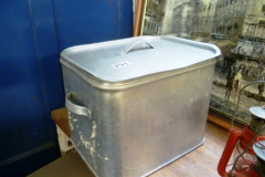 0291-Metal-Bread-Bin