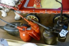 0312-Assorted-Oil-Cans