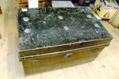 0212-Metal-Trunk