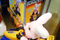 0260-Duracell-Boxed-Racing-Bunny-and-Construction-Set-in-Box