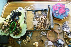 0289-Tray-of-Costume-Jewellery