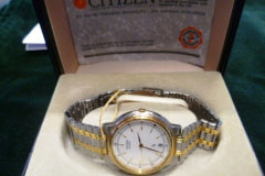 0381-Citizen-Wristwatch-in-Case