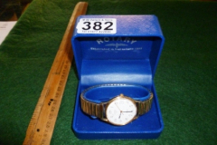 382-Rotary-Calendar-Wristwatch-with-Case