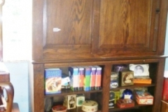 448-Display-Cabinet-with-Cupboards-Over