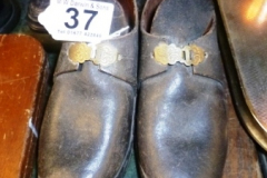 037-Pair-of-Antique-Childs-Clogs