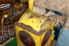 258-Yellow-Road-Lamp