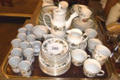 280-Royal-Doulton-Larchmont-Tea-and-Coffee-Sets