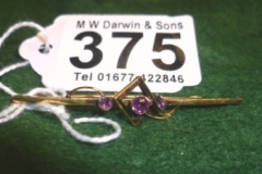 375-Rolled-Gold-and-Amethyst-Brooch
