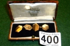 400-Pair-of-Gold-Cuff-Links