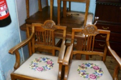 467-Oak-Wind-Out-Dining-Table-with-8-Chairs