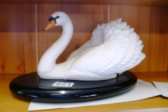 0129-Royal-Swan-by-Franklin-Mint