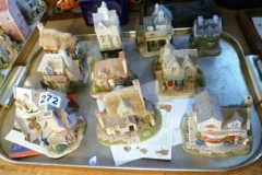 0272-Assorted-Lilliput-Lane-Cottages-etc