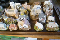 0273-Assorted-Lilliput-Lane-Cottages-etc
