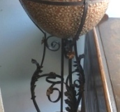 0396-Hammered-Copper-Planter-on-Stand
