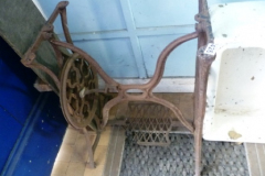 0426-Metal-Singer-Sewing-Machine-Stand