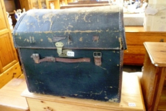 0451-Dome-Topped-Trunk