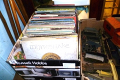 050-Assorted-LP-Records